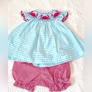 Southern Sunshine smocked crab outfit, size 12 months EUC